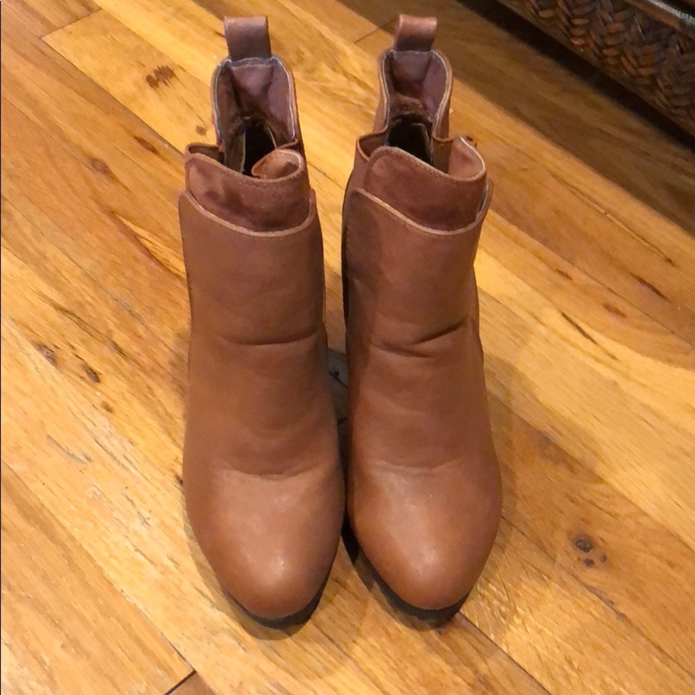 ankle boots